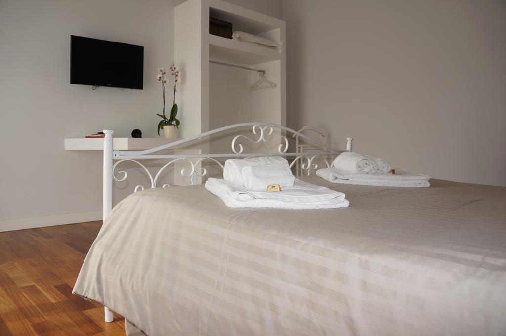 クロトーネ Lullymia Bed & Breakfast 部屋 写真
